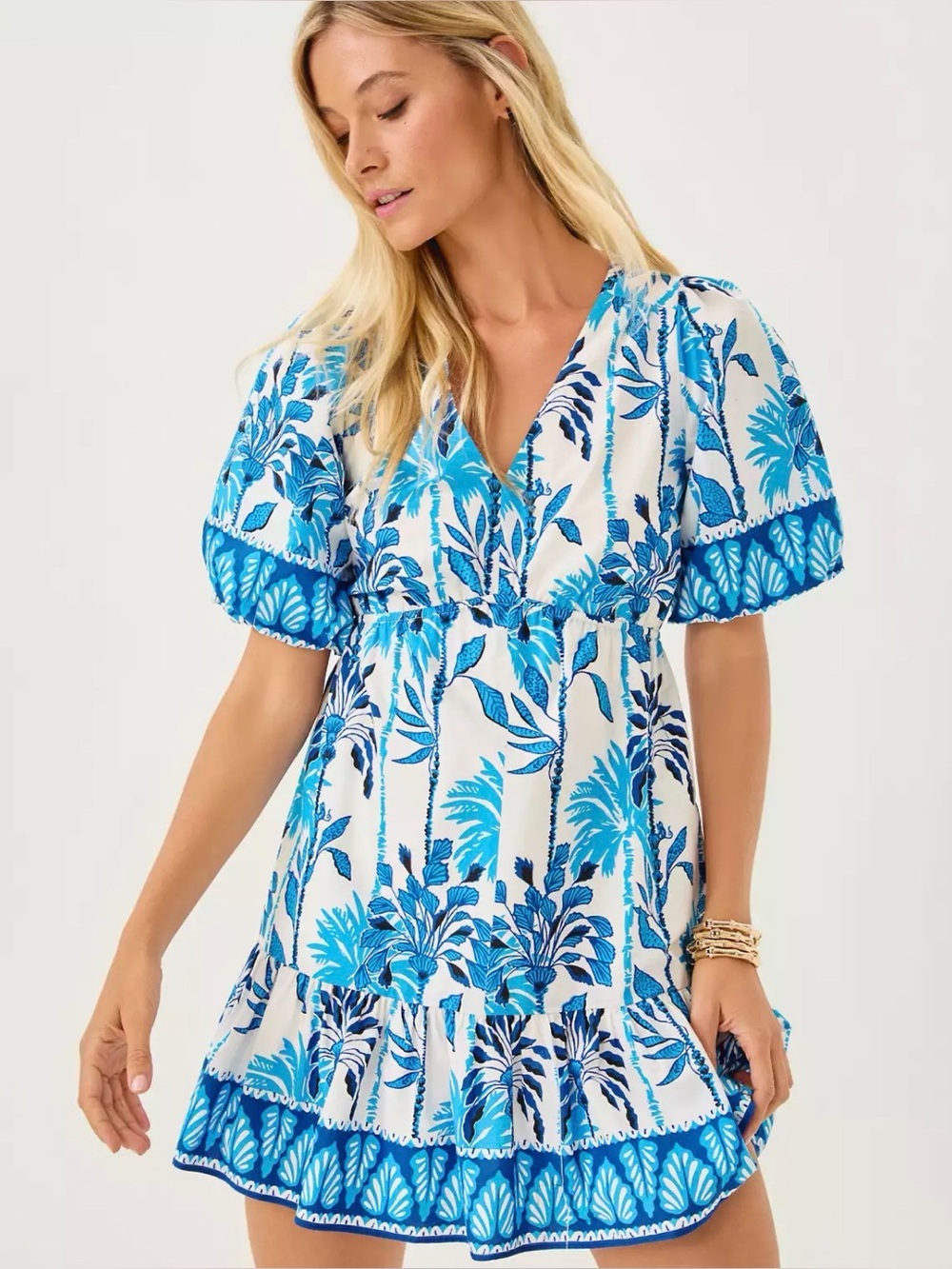 Lilly Pulitzer NWT 16 Blue & White Floral V-Neck Mini Dress